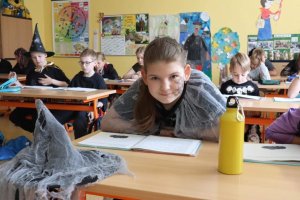 Čarodějná škola 3. B