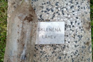 Žáci 9. A odkryli Hřbitov odpadků