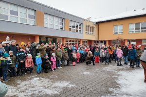 Den otevřených dveří a Vánoční dobročinná výstava pro Elenku