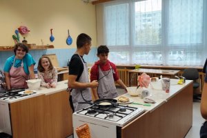 Pracovní činnosti v 8.A jsou ve znamení vaření